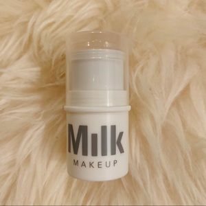 Milk Highlighter 0.1 OZ/3 g Made in USA